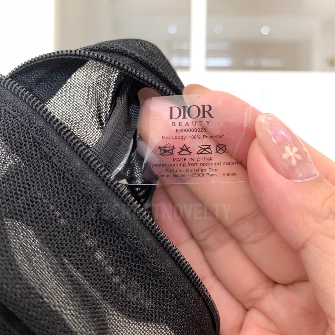 디올뷰티 까나쥬 메쉬 파우치 블랙 시즌 할인가 상품이미지6