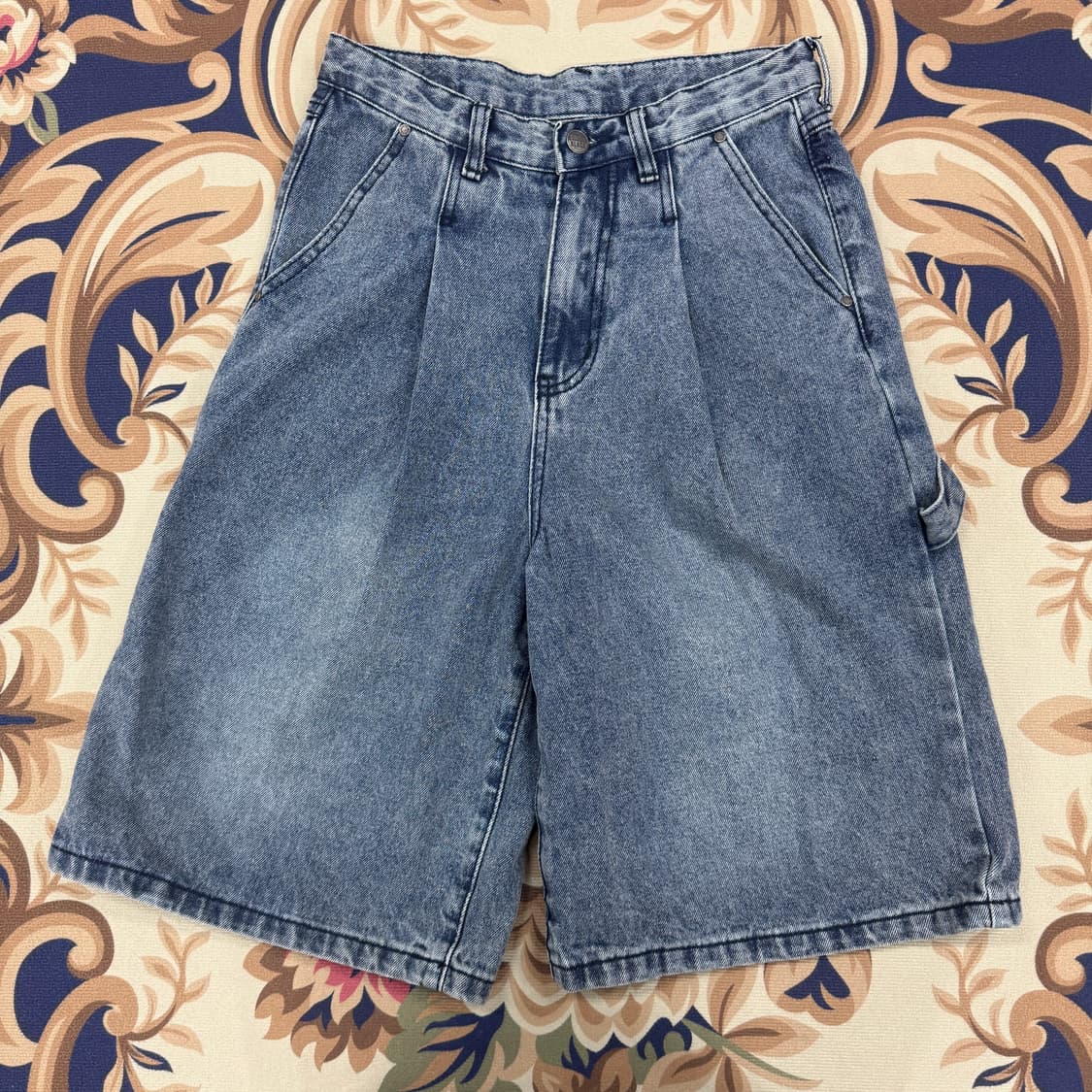 (0)디미트리 블랙 Dimitri black 원턱데님버뮤다 팬츠 반바지 상품이미지1