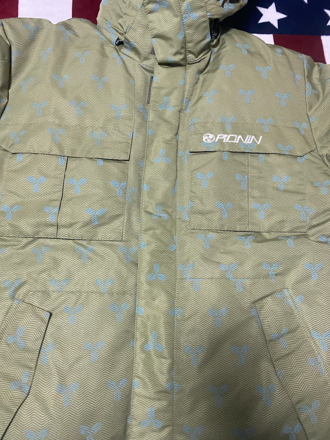 버튼 로닌 콜라보 보드복 패딩 자켓 상품이미지2