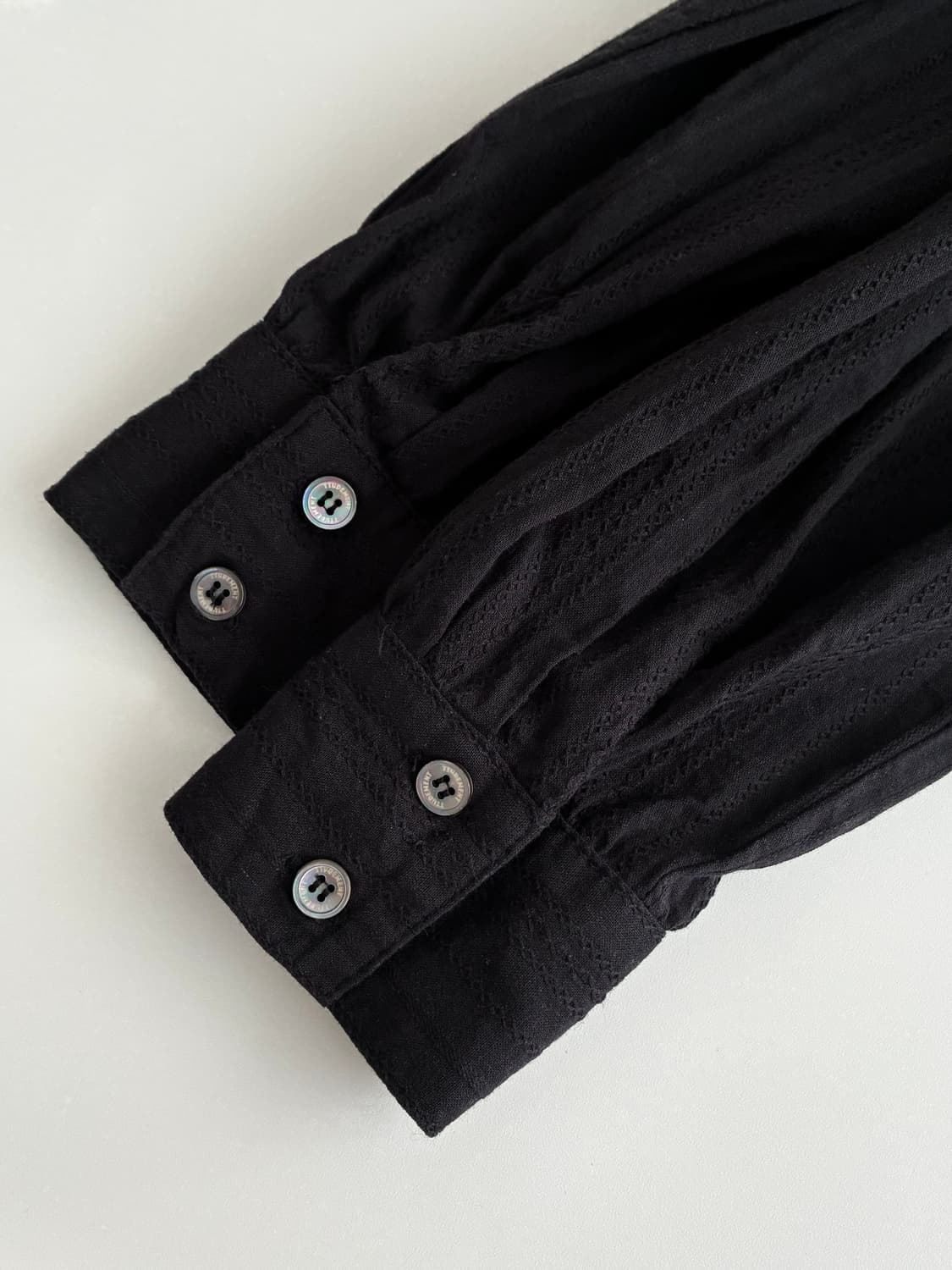 F) 튜드먼트 빈티지 프릴 블라우스 블랙 상품이미지6