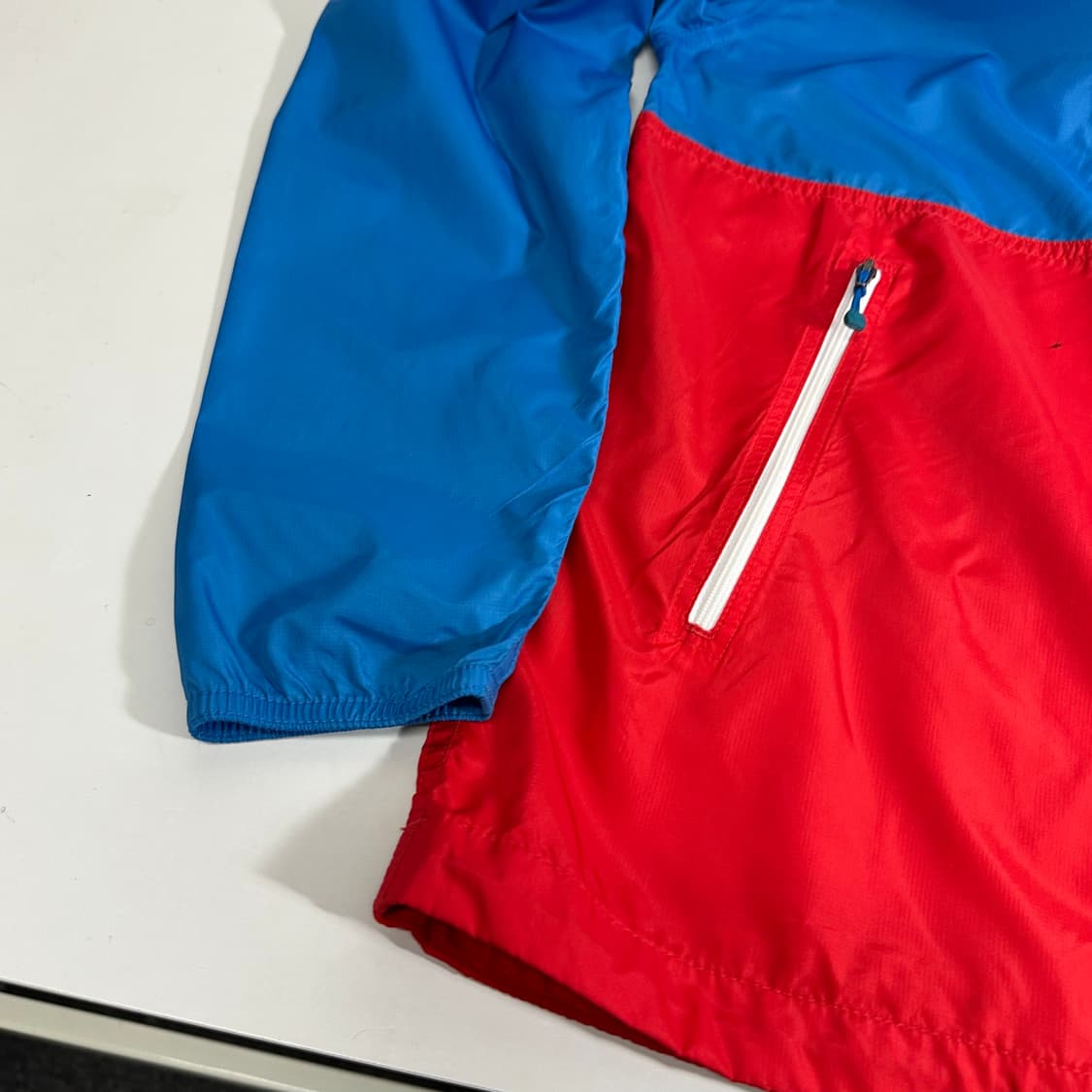 우먼M 노스페이스 블루 나일론 경량 바람막이 상품이미지3