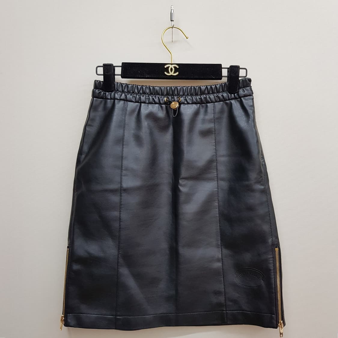 한섬 시스템 2023 에코 레더 밴딩 스커트 61-90사이즈 상품이미지1