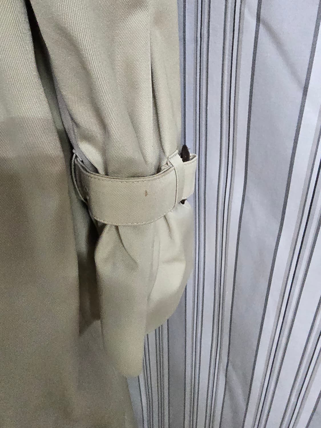 (XL.105) 아쿠아스큐텀 더블 브래스트 트렌치코트 상품이미지5