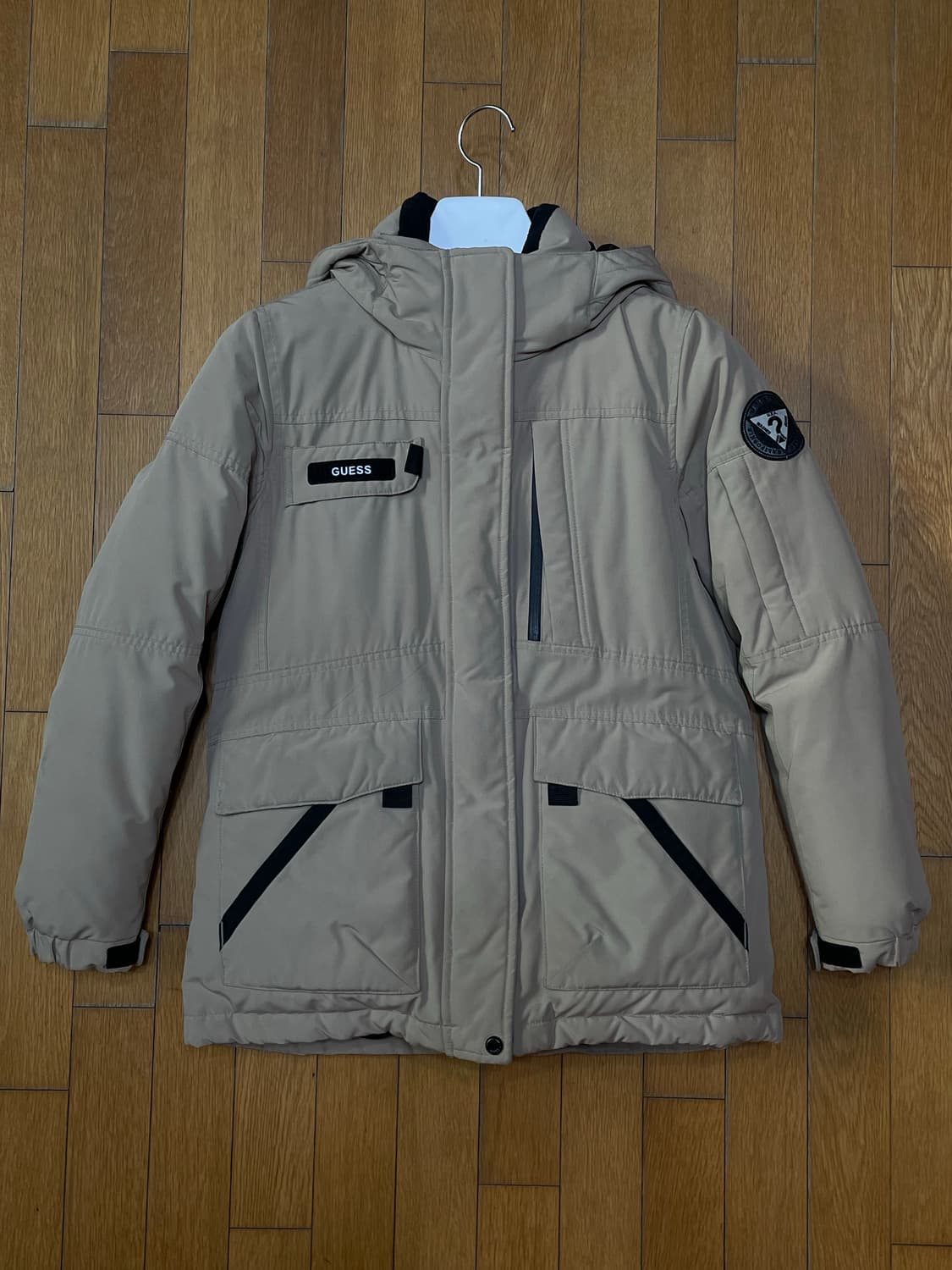 게스 라쿤퍼 덕다운 패딩 상품이미지1