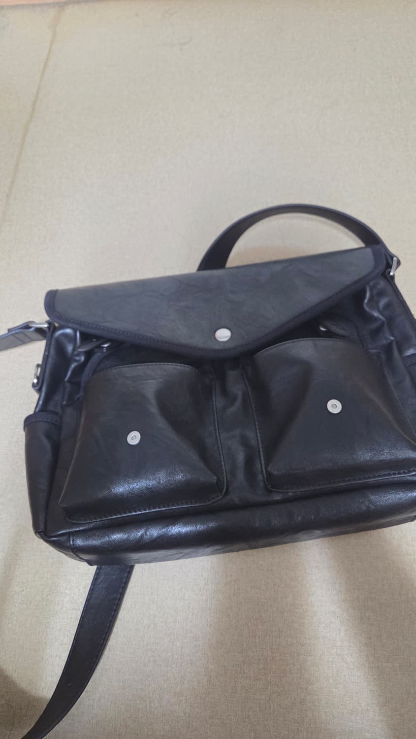 이스트서비스샵 데일리룸 카메라백 판매합니다 상품이미지3