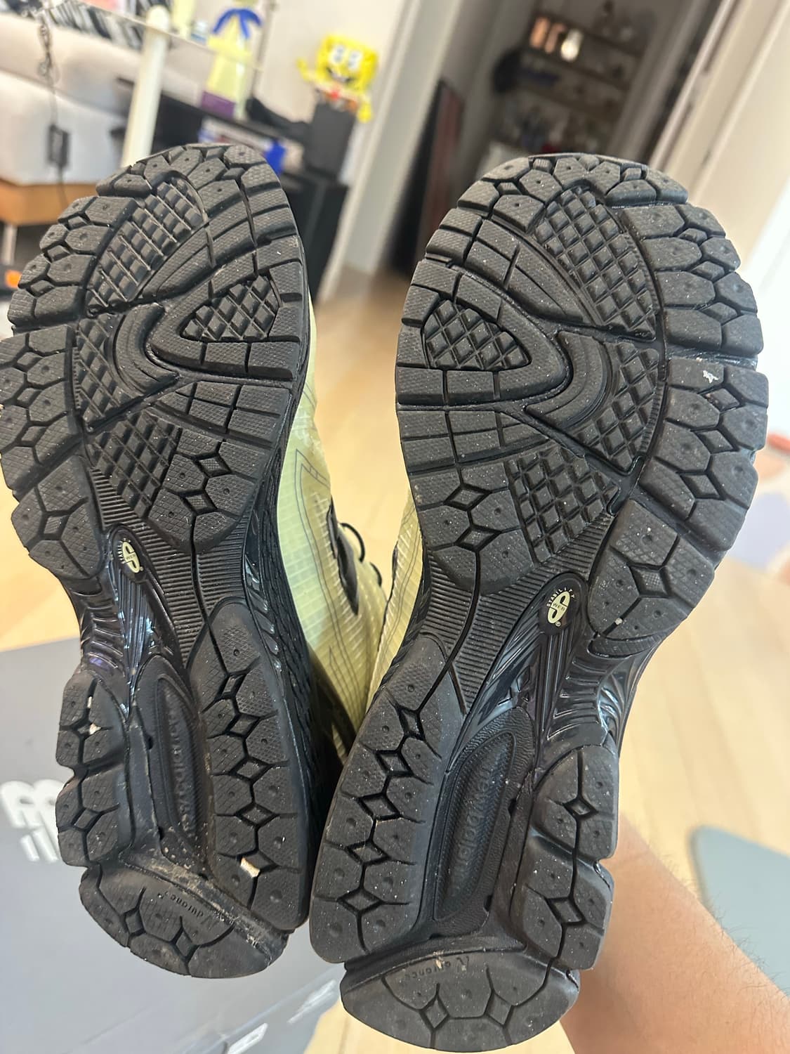 뉴발란스 1906R 피스타치오 상품이미지3