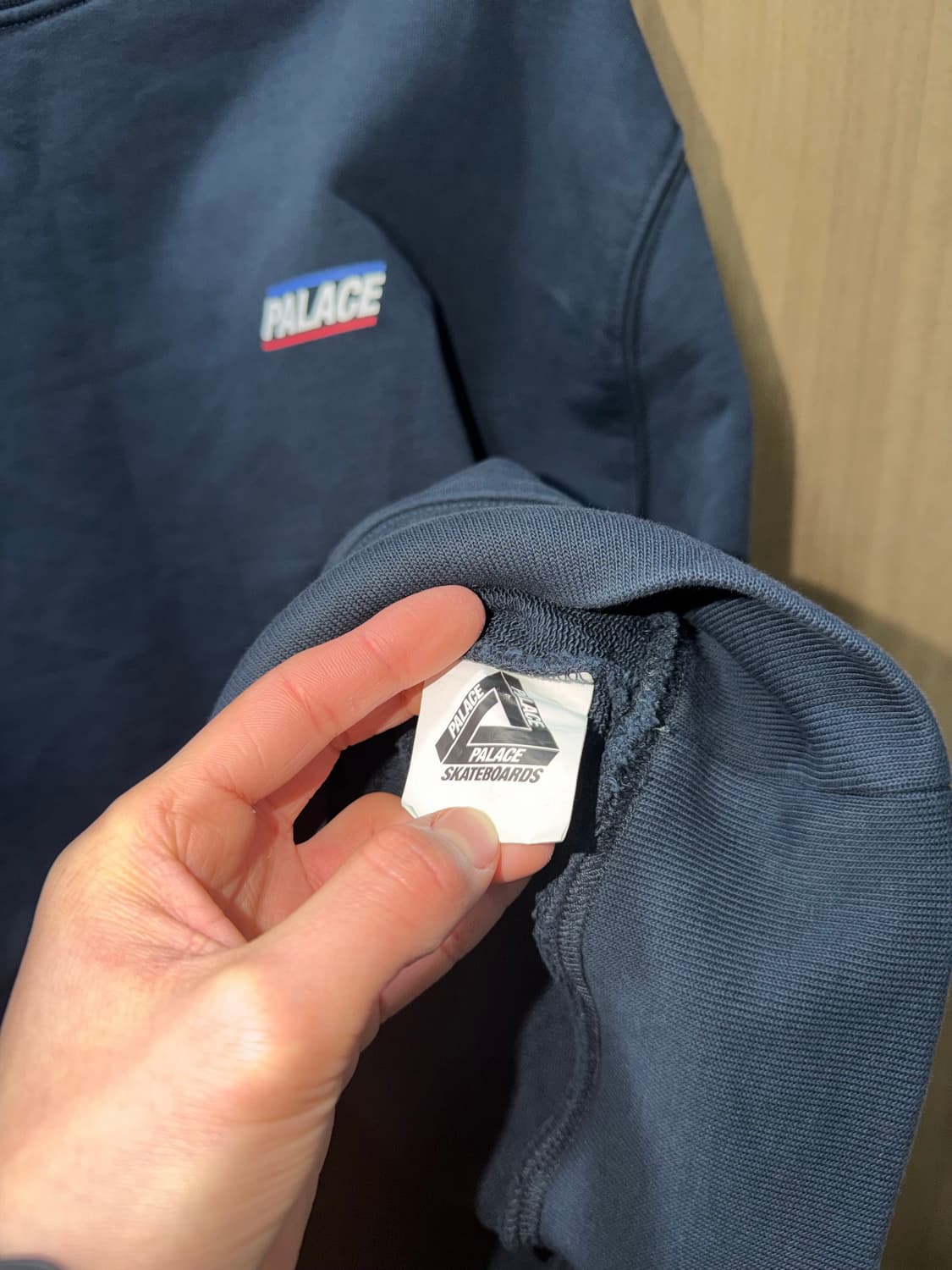 팔라스 [새상품급.정품] 25ss 베이직 (시세 20만) 맨투맨 XL 상품이미지3