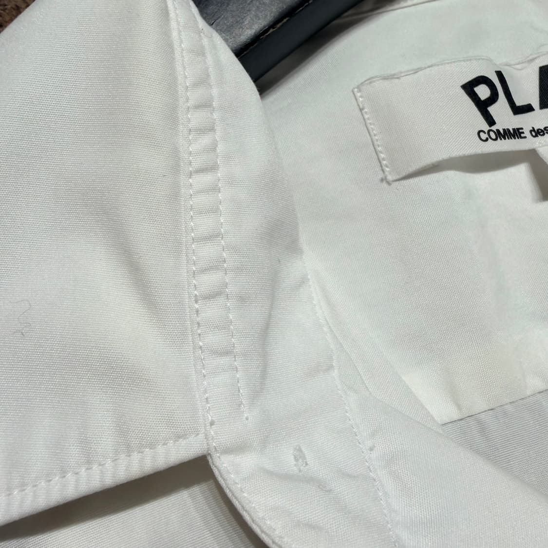 꼼데가르송 여성 스몰와펜 화이트 셔츠 M 상품이미지3