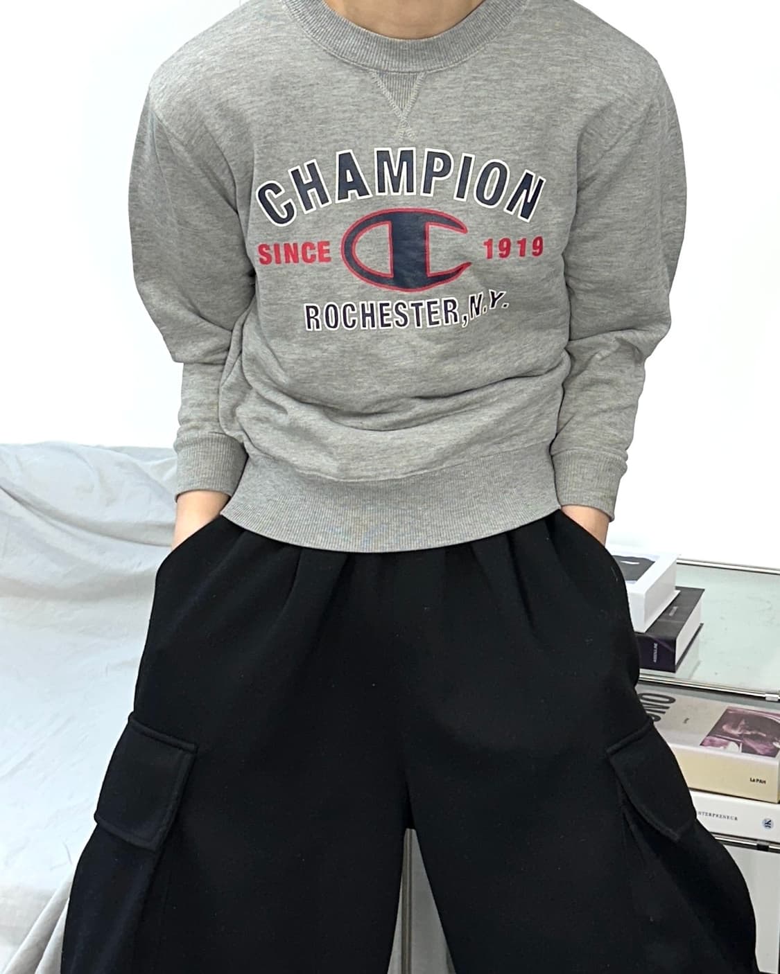 챔피온 그레이 빅로고 맨투맨 상품이미지2