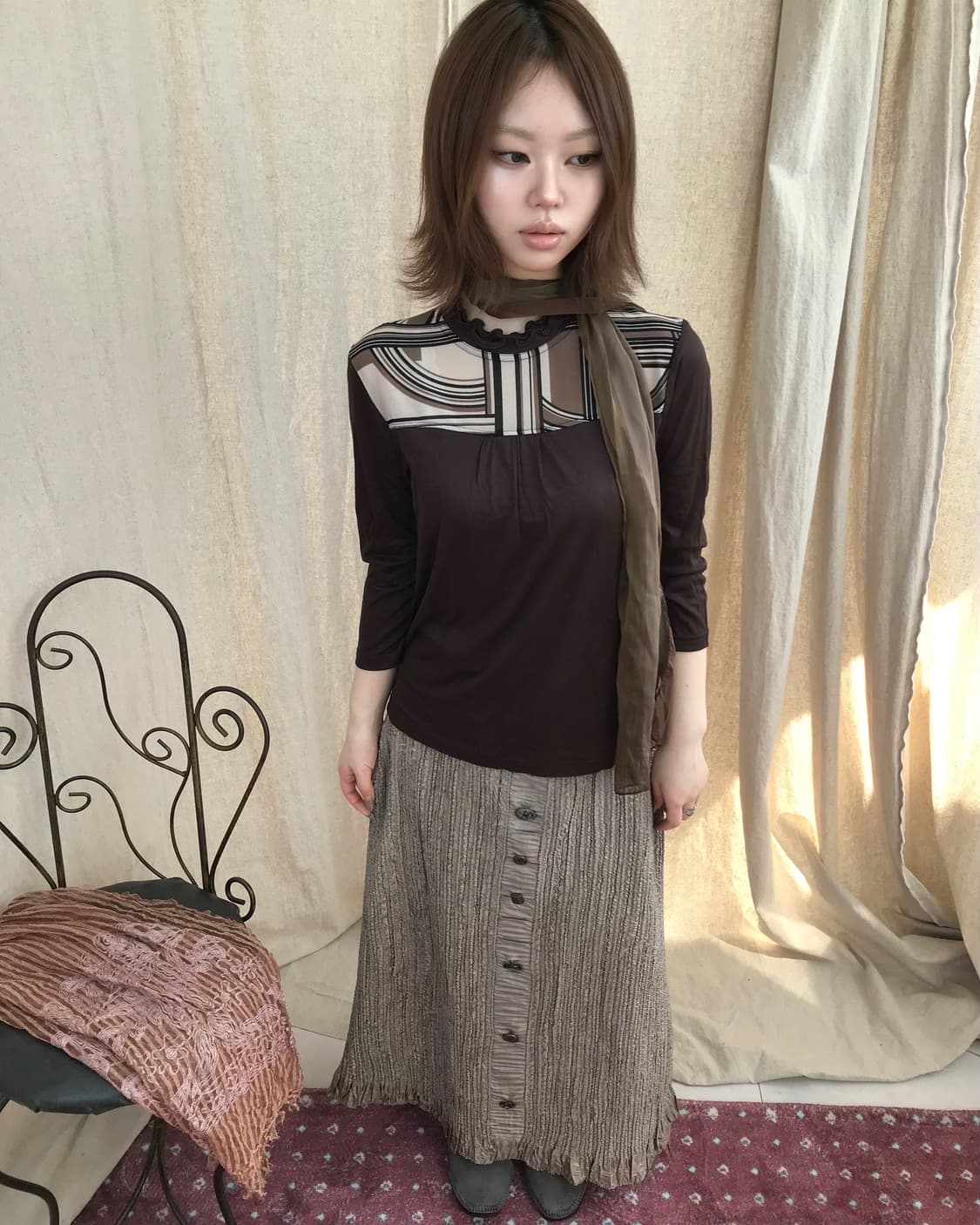 Set 기하학 패턴 7부 탑 & 시어 브라운 스카프 상품이미지2