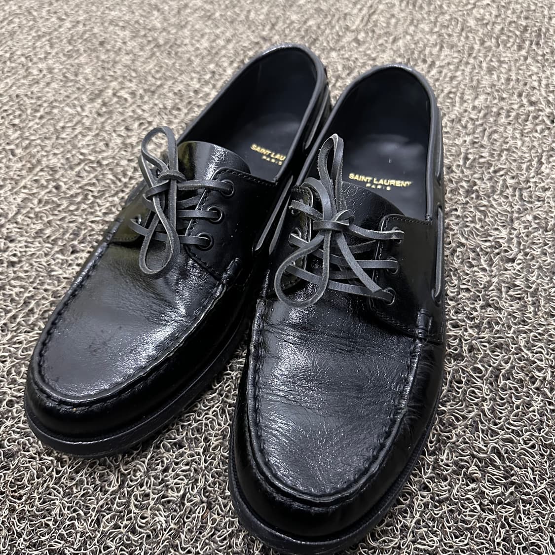 입생로랑 가죽 보트 슈즈 레더 로퍼 블랙 260 상품이미지2