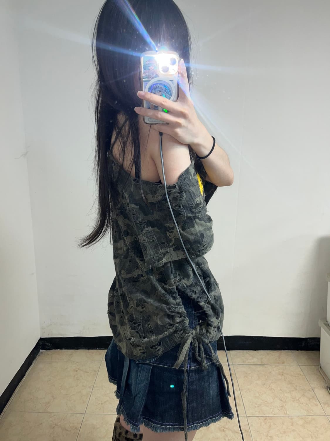 Y2K 카키 그런지 원숄더 티셔츠 상품이미지4