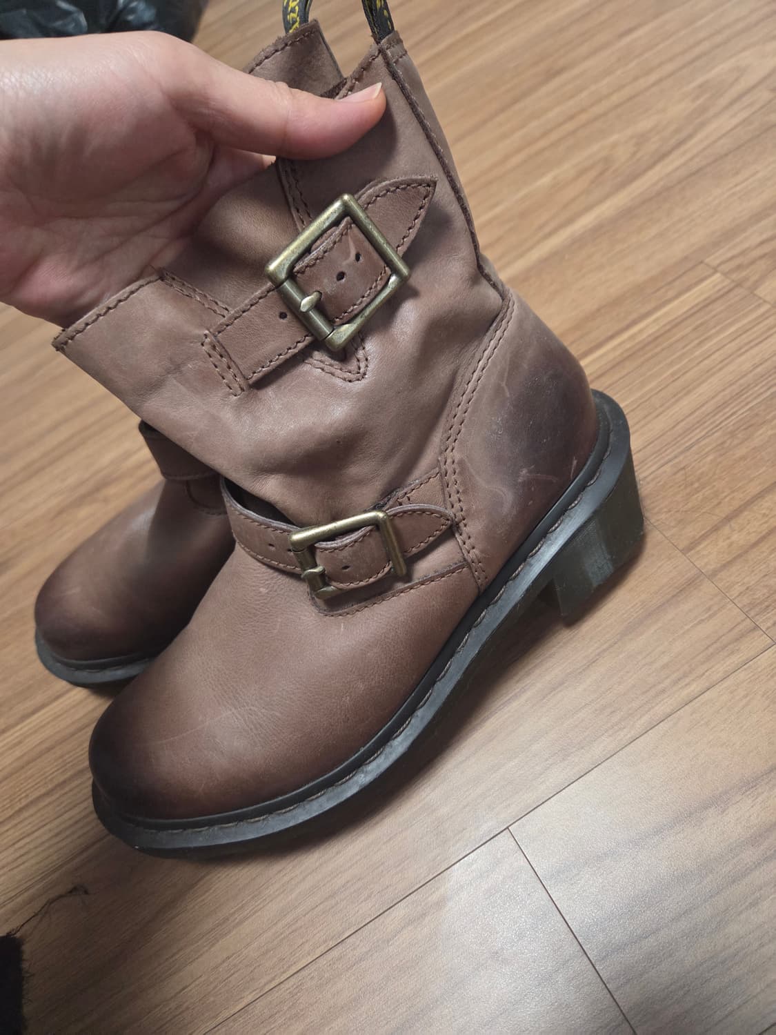 닥터마틴 엔지니어 부츠 UK6(250) 상품이미지2