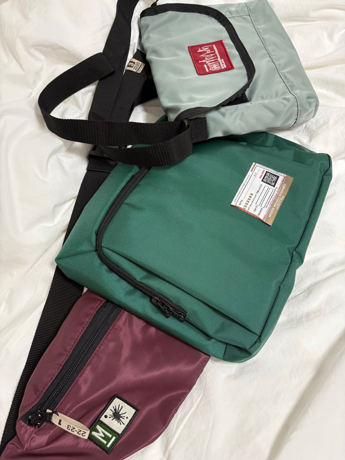 미하라 야스히로 멀티컬러 메신저 바디백 새상품 상품이미지2