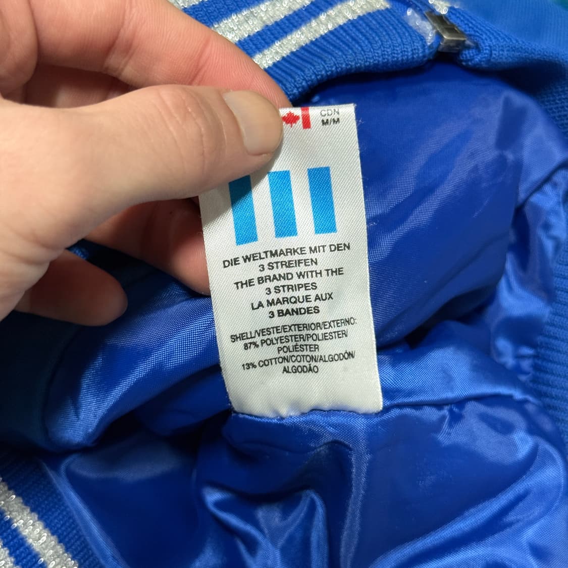 대장급 아디다스 프랑스 실버 디테일 크롭 봄버 바시티 자켓 상품이미지8