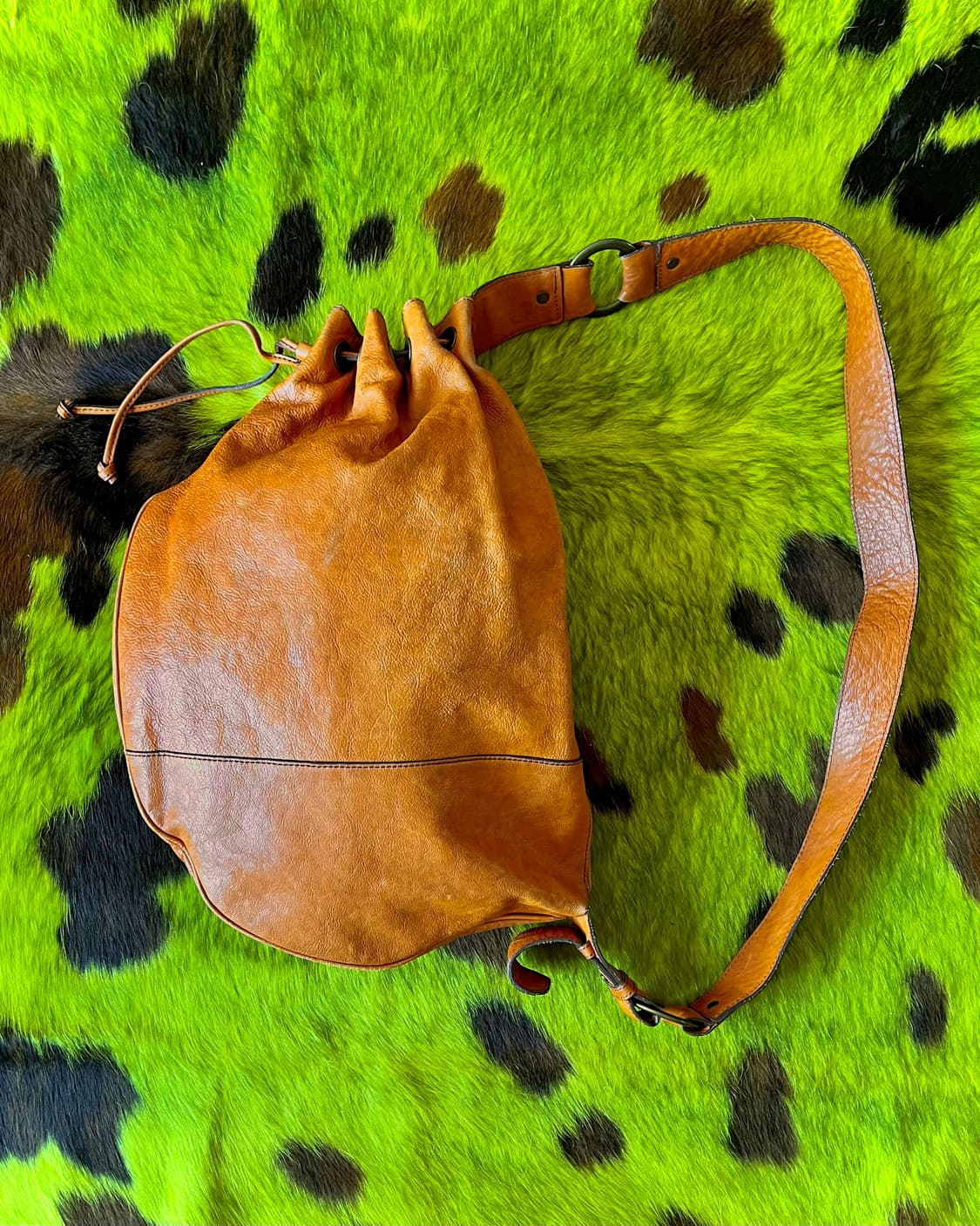 REAL MIND Japan Cowhide Old Sling Bag 상품이미지4