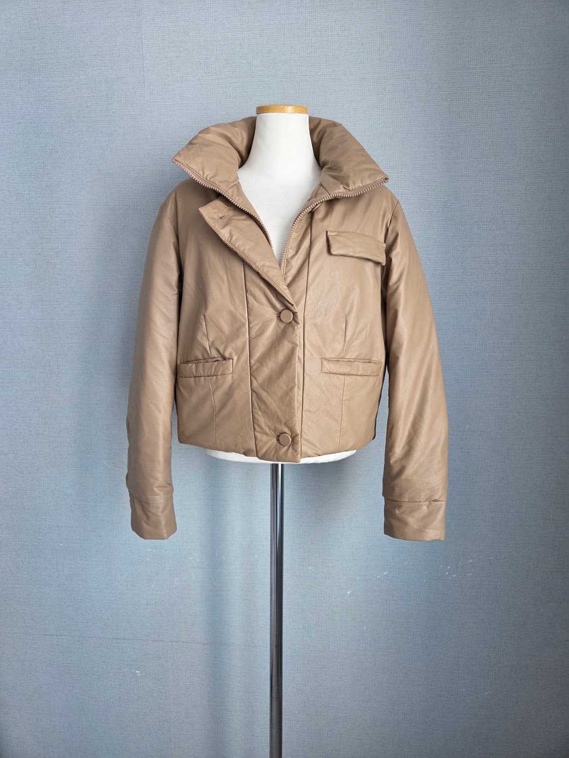 잇미샤 레더 구스다운숏패딩 상품이미지4