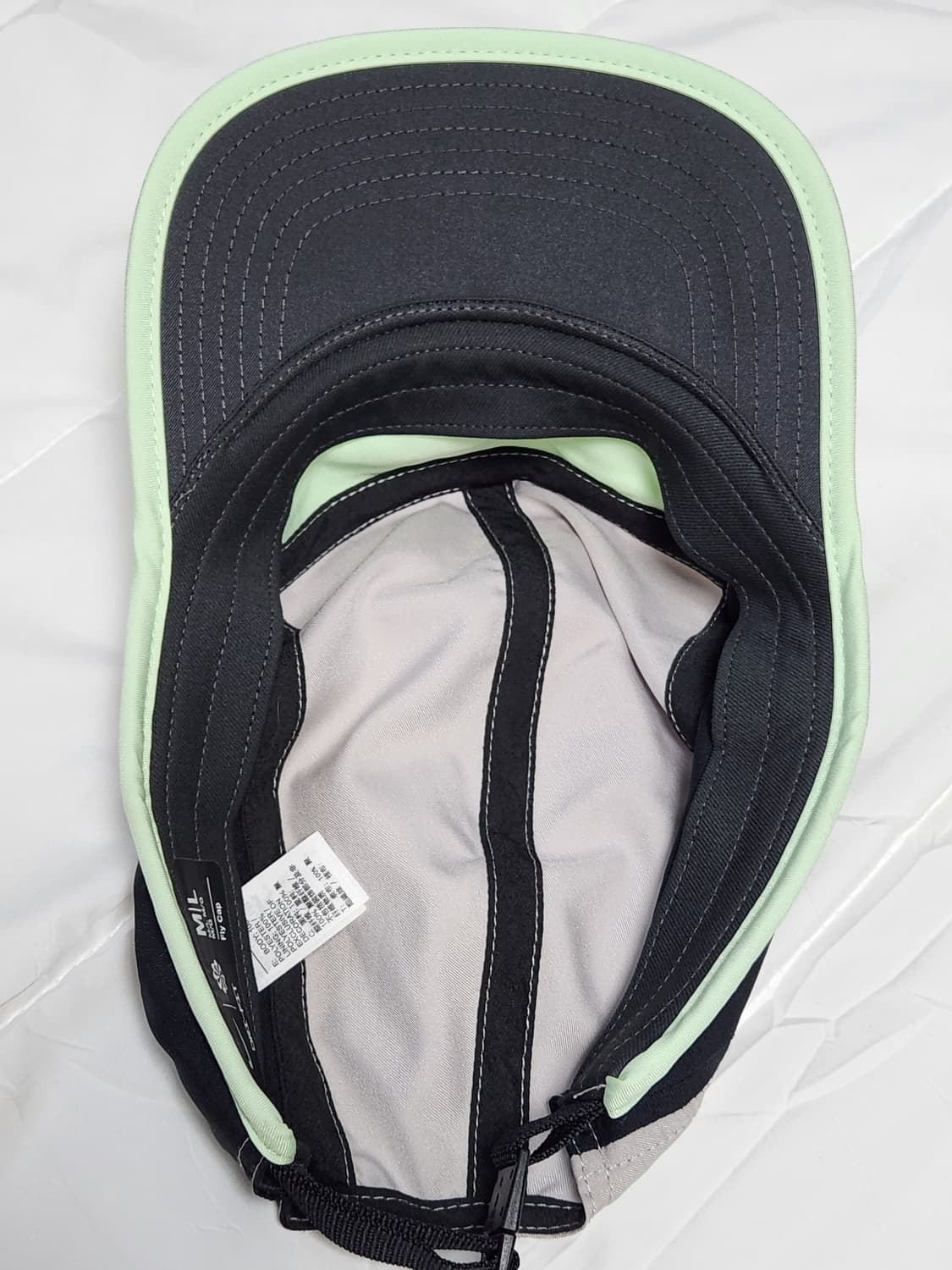 나이키 드라이핏 플라이 언스트럭처 스우시 캡 라이트 아이언 오어 베이퍼 상품이미지2