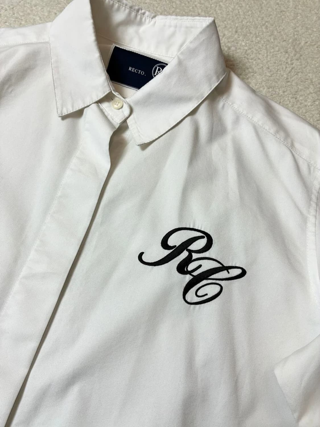 렉토 recto 시그니처 화이트 블라우스 PN6658 상품이미지3
