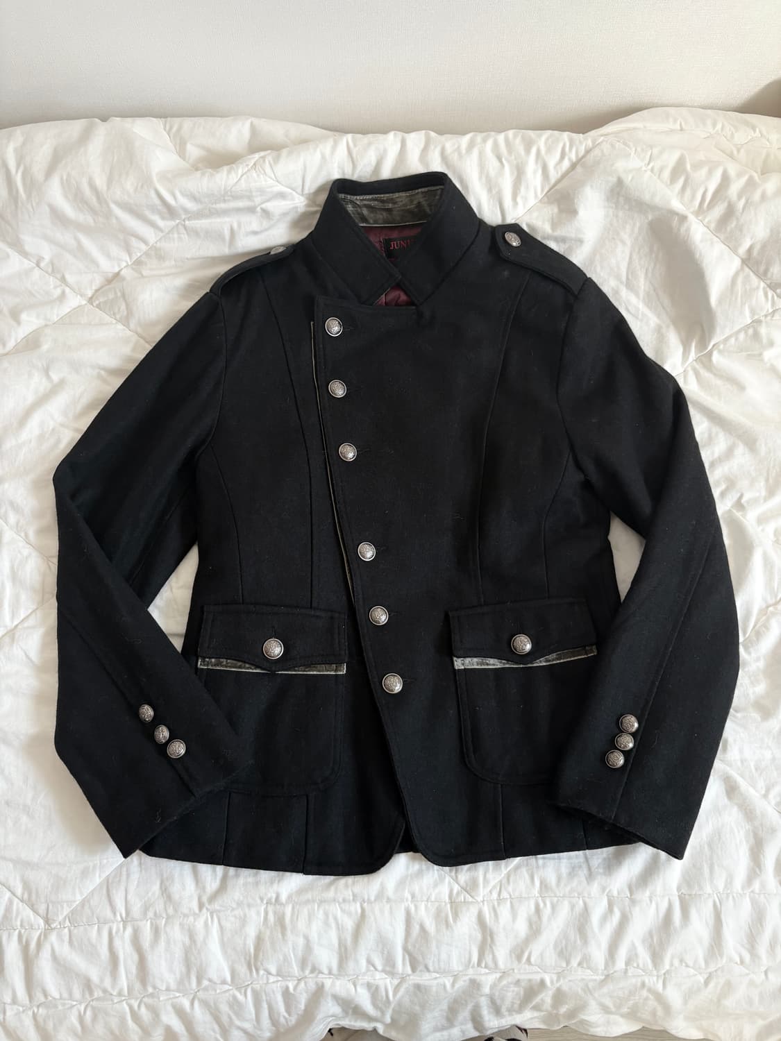 사선 버튼 블레이저 상품이미지1