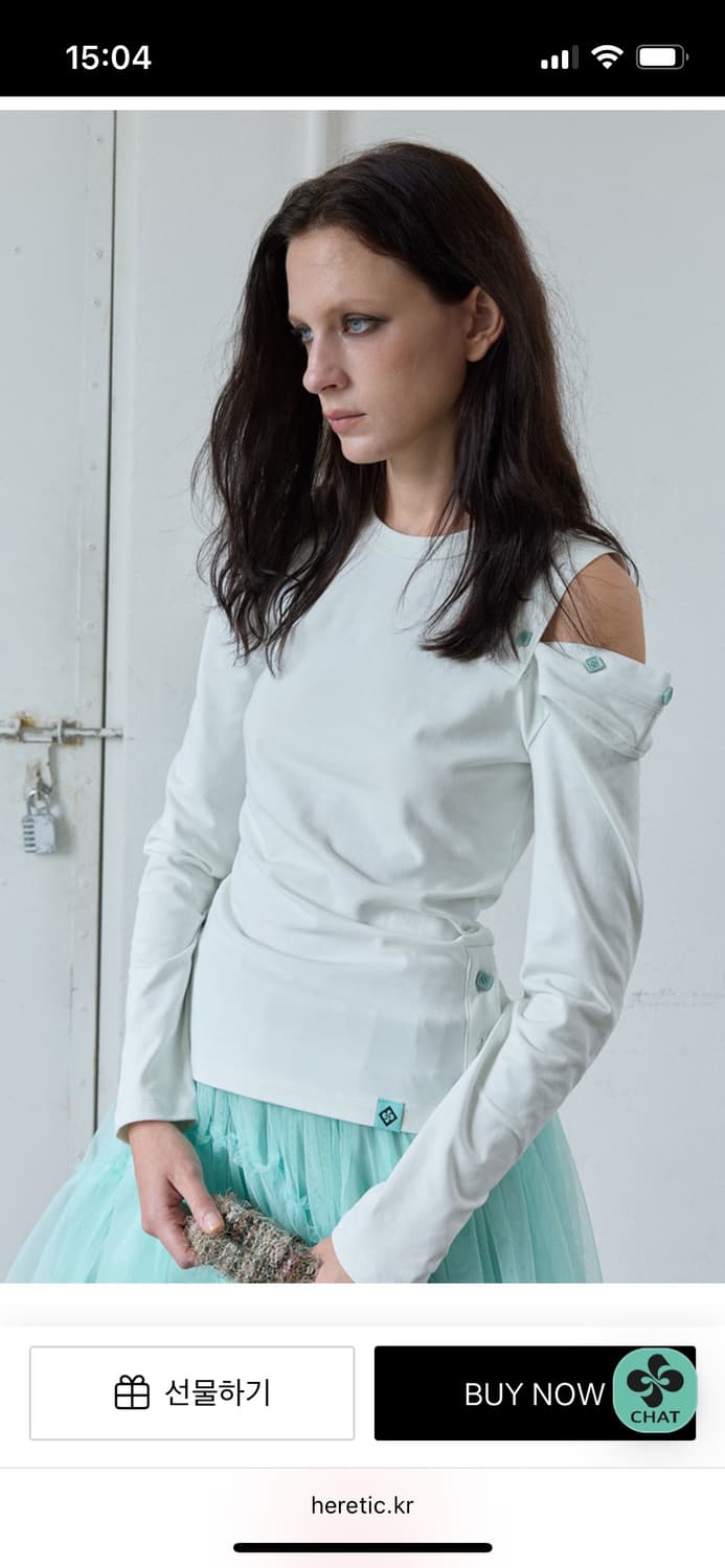 헤레틱 BUTTON CUT-OFF T-SHIRT / white-mint 상품이미지2