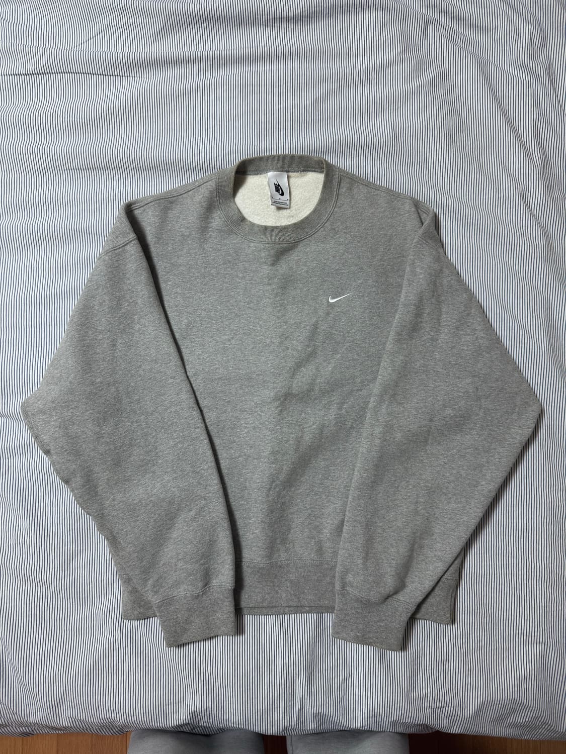 나이키 NRG 솔로 스우시 크루 플리스 다크 그레이 헤더 US  상품이미지1