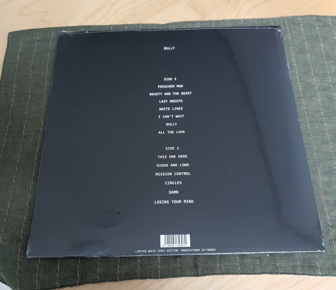 Bully 불리 화이트 LP vinyl 한정판 칸예 웨스트 ye yzy 상품이미지3