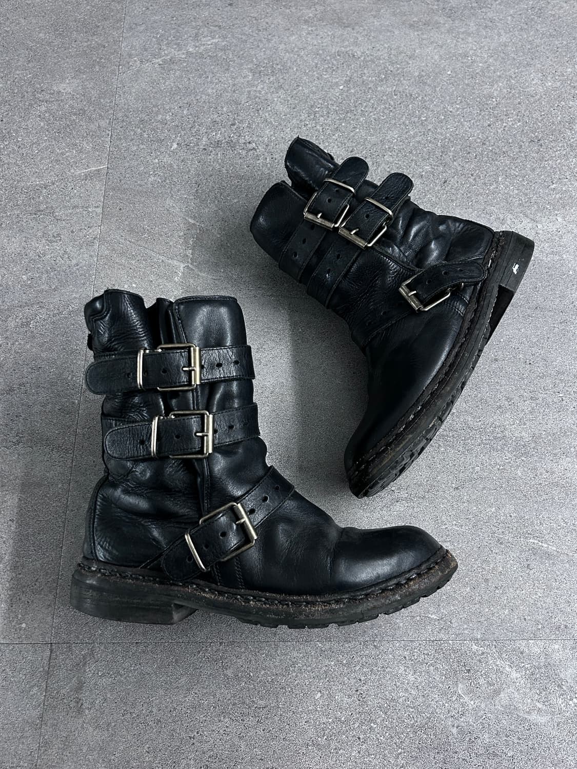 버버리 멀티 버클 레더 엔지니어 부츠 상품이미지1