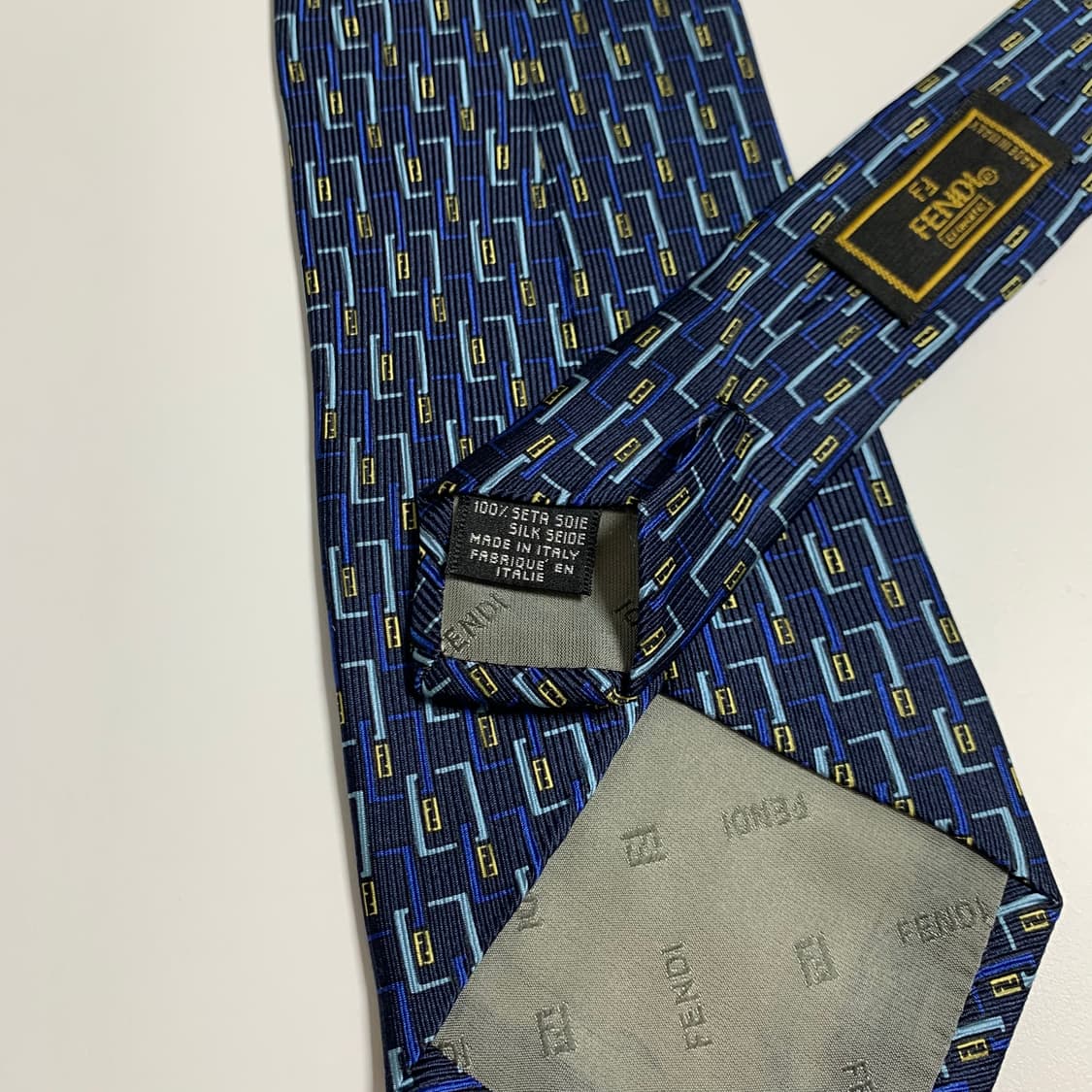 펜디(FENDI) FF모노그램 명품넥타이 이태리 100실크 A+등급 상품이미지7