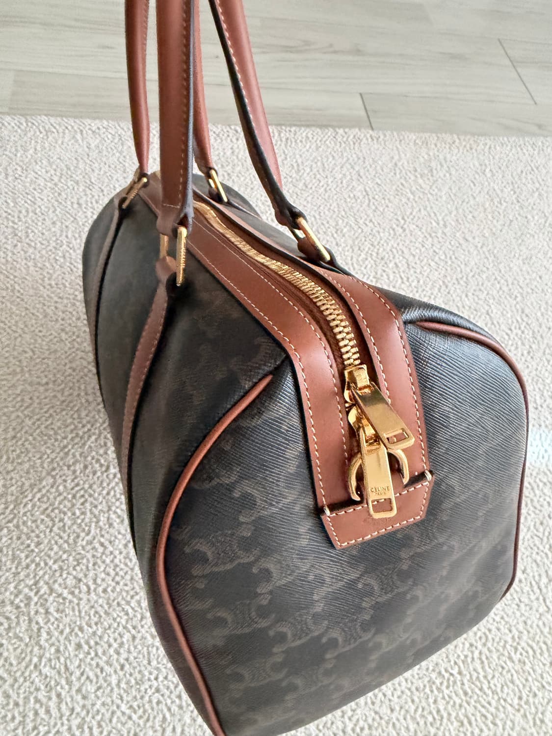 셀린느 보스턴백 미디움  상품이미지4