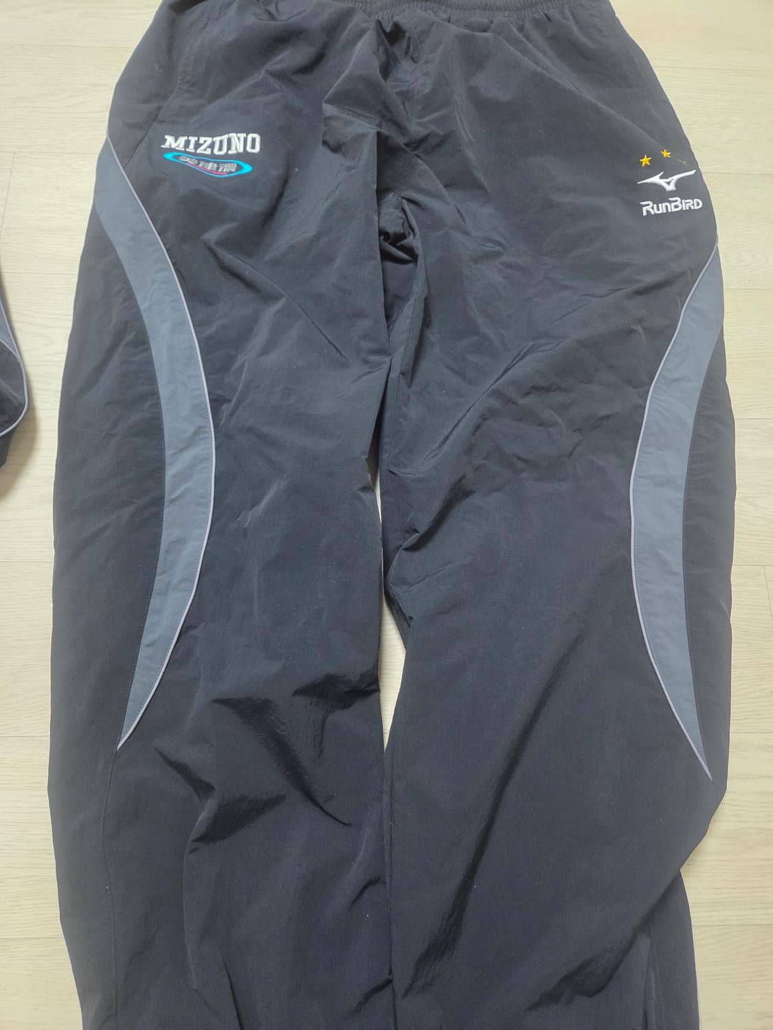 미즈노 런버드 바람막이 블랙/그레이 셋업 상품이미지3