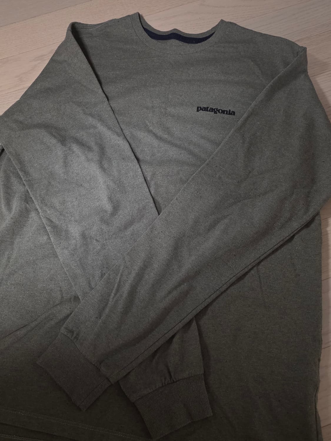 파타고니아 롱슬리브 카키 - S size 상품이미지1