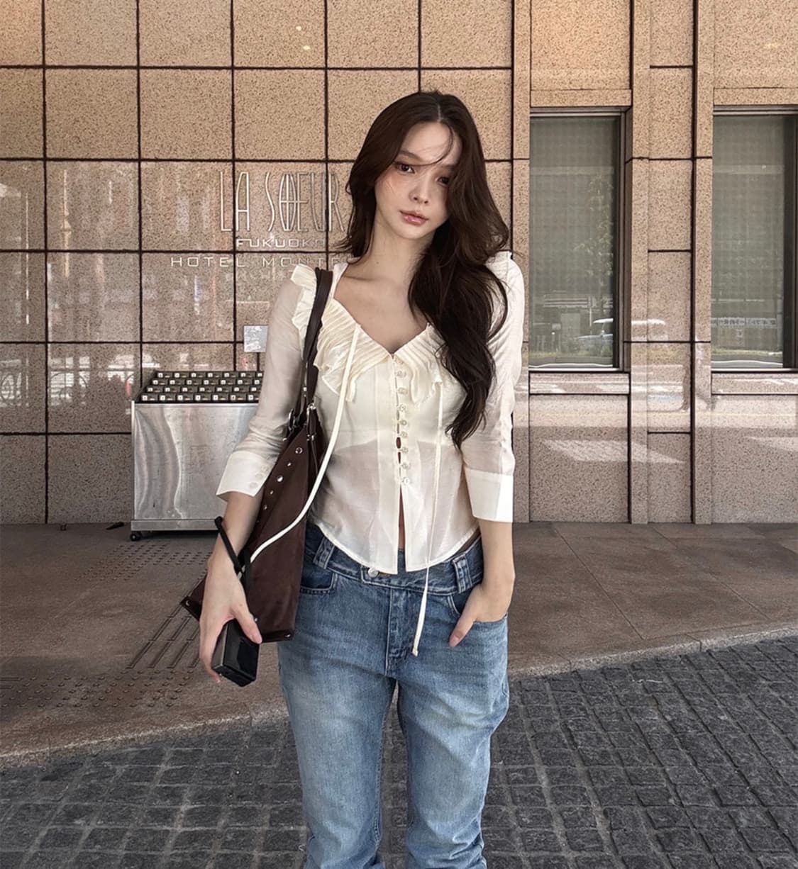 아이보렛 핀턱 프릴 블라우스 상품이미지1
