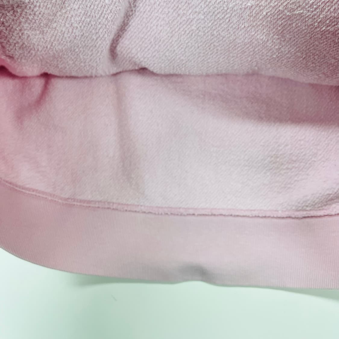 Xs 베이프 핑크 맨투맨 상품이미지6