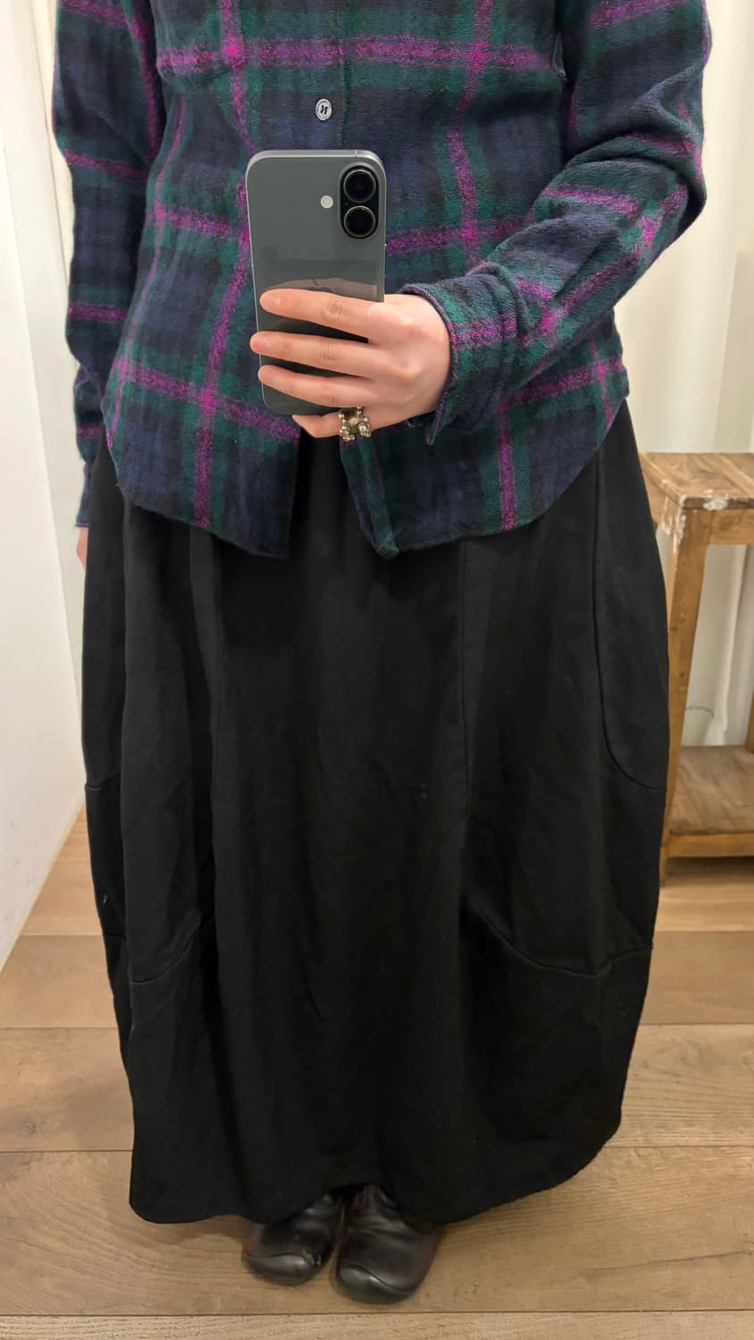 Cutting Line Detail Maxi Skirt 상품이미지3