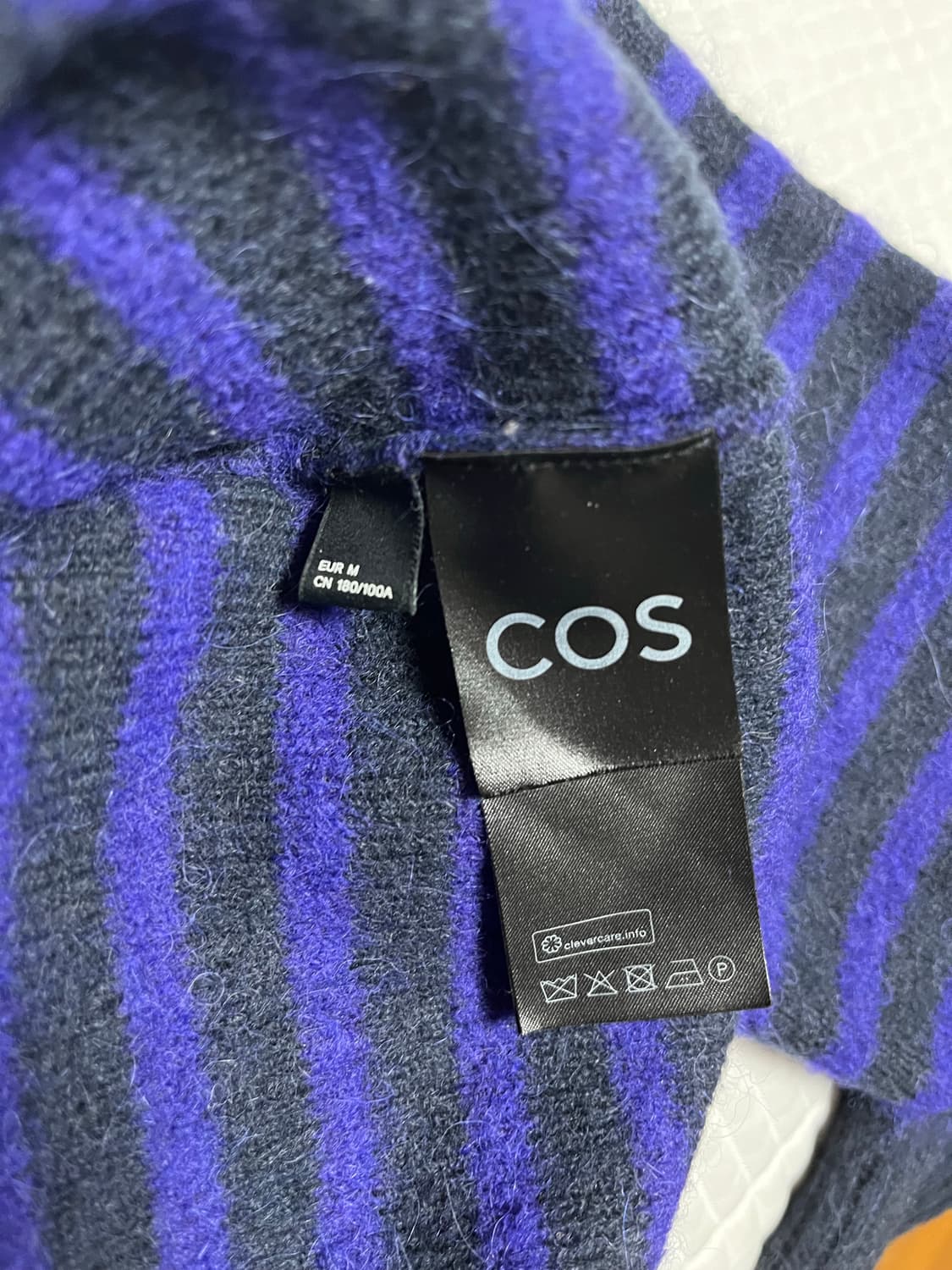 [M] 코스 모헤어 퍼플 스트라이프 크루넥 니트 상품이미지4