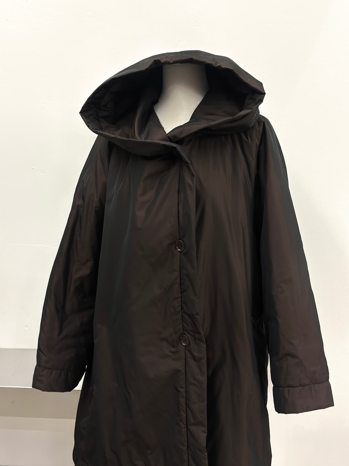 막스마라 브라운 후드 오버사이즈 패딩 코트  상품이미지2