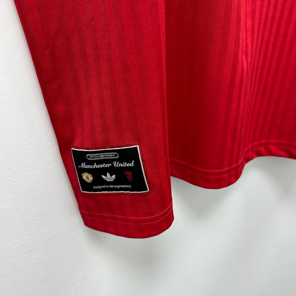 아디다스 맨유 2025 아이콘 져지 XL 상품이미지4