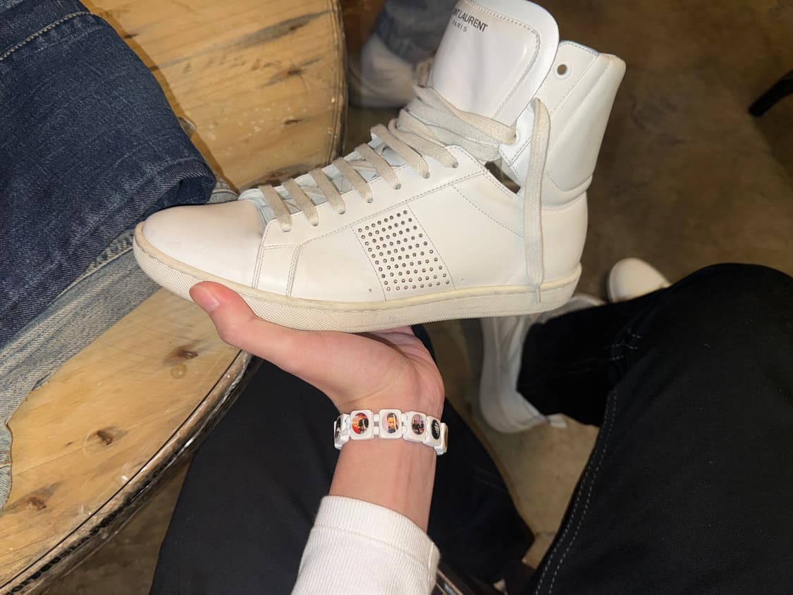13AW 생로랑 스터드 하이탑 스니커즈 상품이미지1