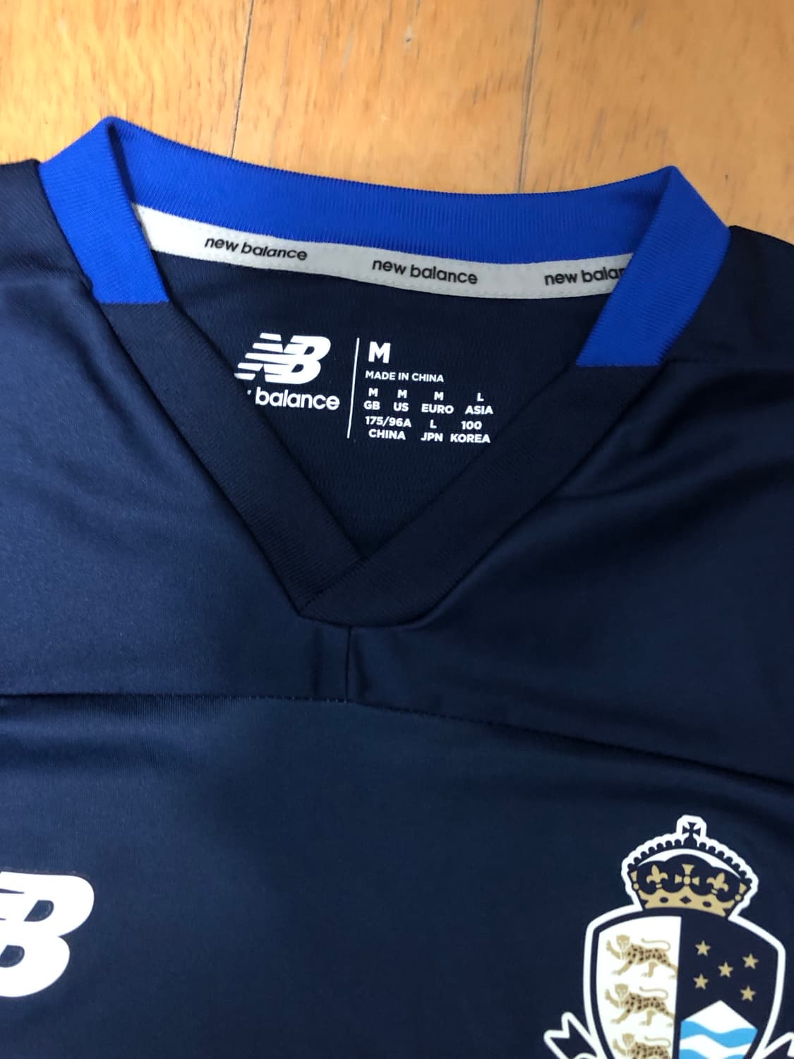 뉴발란스 서울이랜드 FC 유니폼 M 상품이미지3