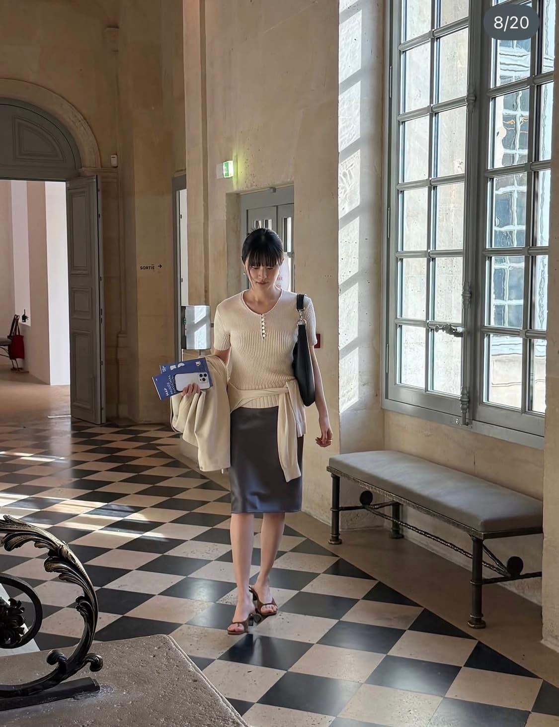 아르토 새틴 미디 스커트 차콜 S사이즈 상품이미지1