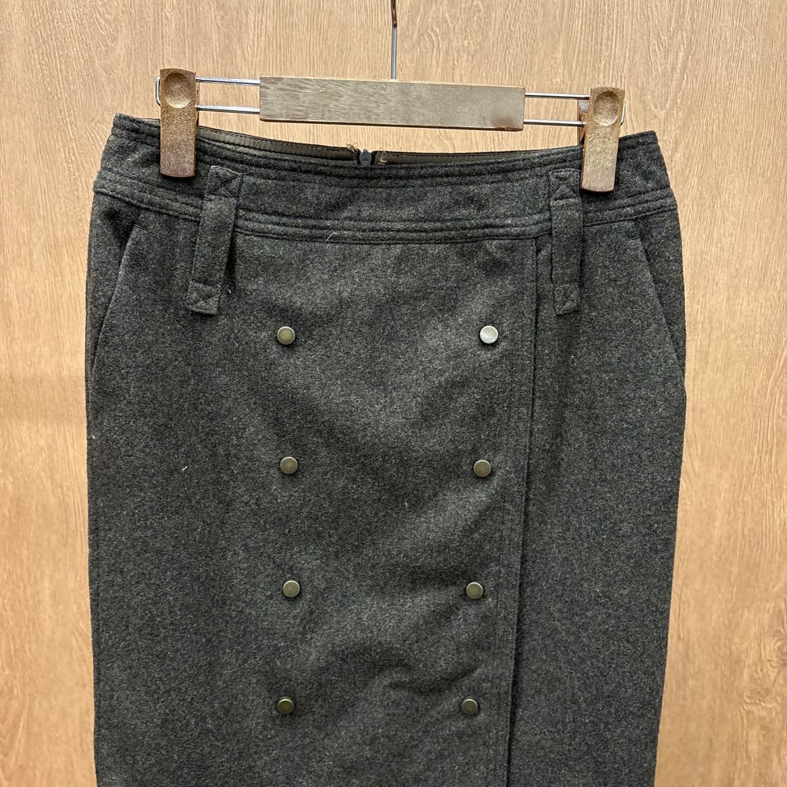 막스마라 미디 스커트 더블 버튼 사이드 포켓 디테일 H라인 브라운 상품이미지4