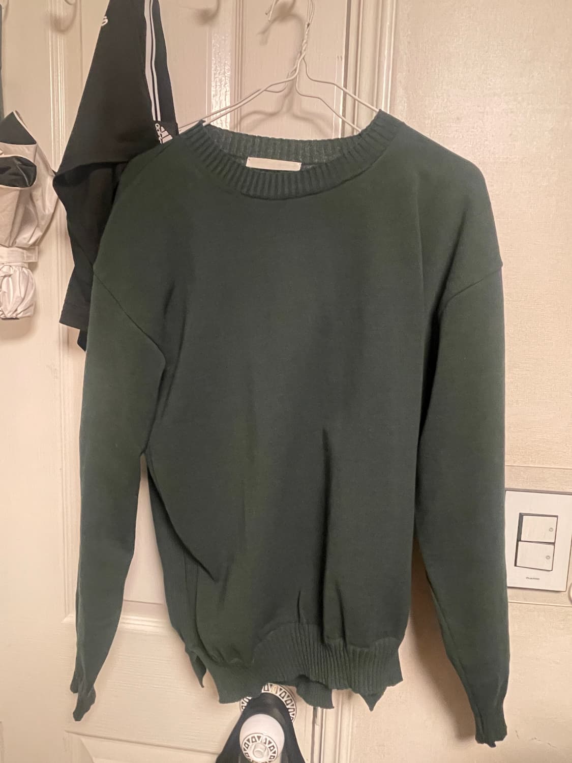 월스와일무브먼트 니트 옆트임 그린 1사이즈 월와뭅 상품이미지1