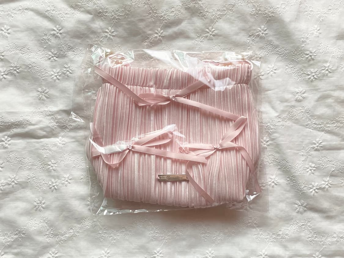 [미개봉] 페인오어플레져 플리츠 리본 파우치 상품이미지1