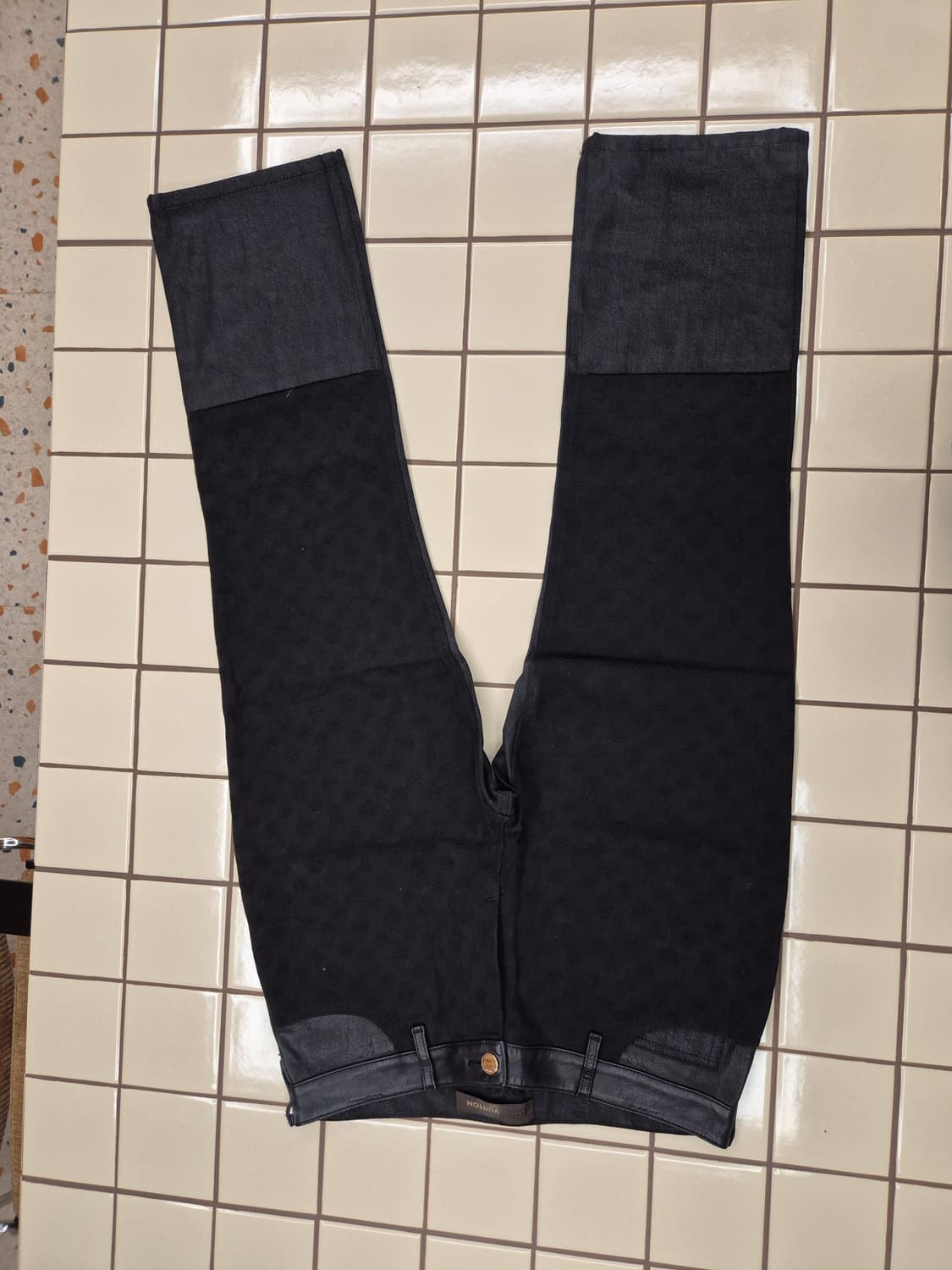 루이비통(Louis Vuitton) 모노그램 자카드 데님 팬츠 상품이미지3