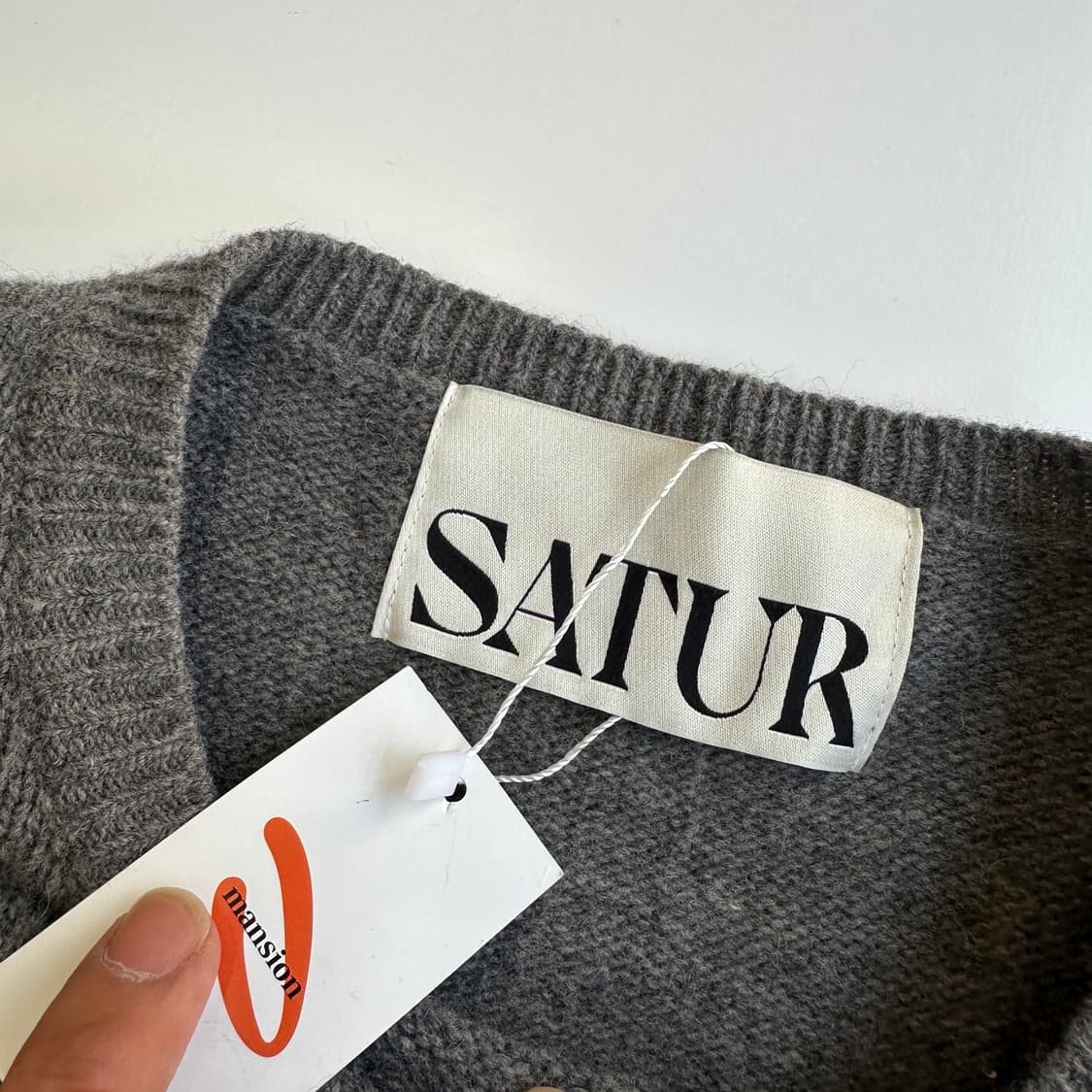 Satur 세터 더블림 언발란스 캐시미어 블랜드 니트 상품이미지6
