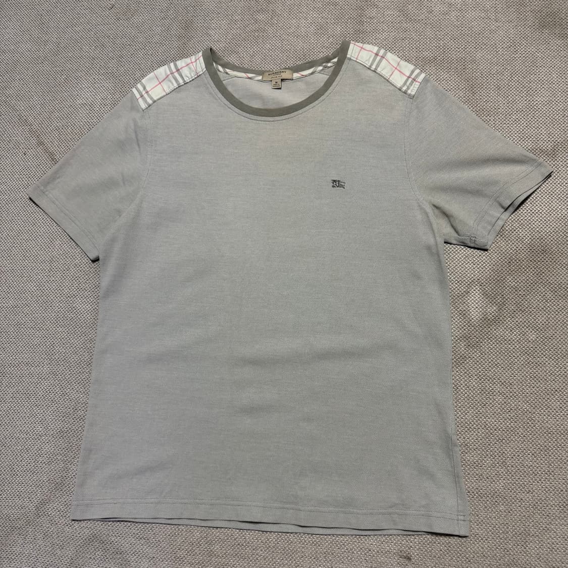 버버리 그레이 반팔 티셔츠 체크포인트 상품이미지1