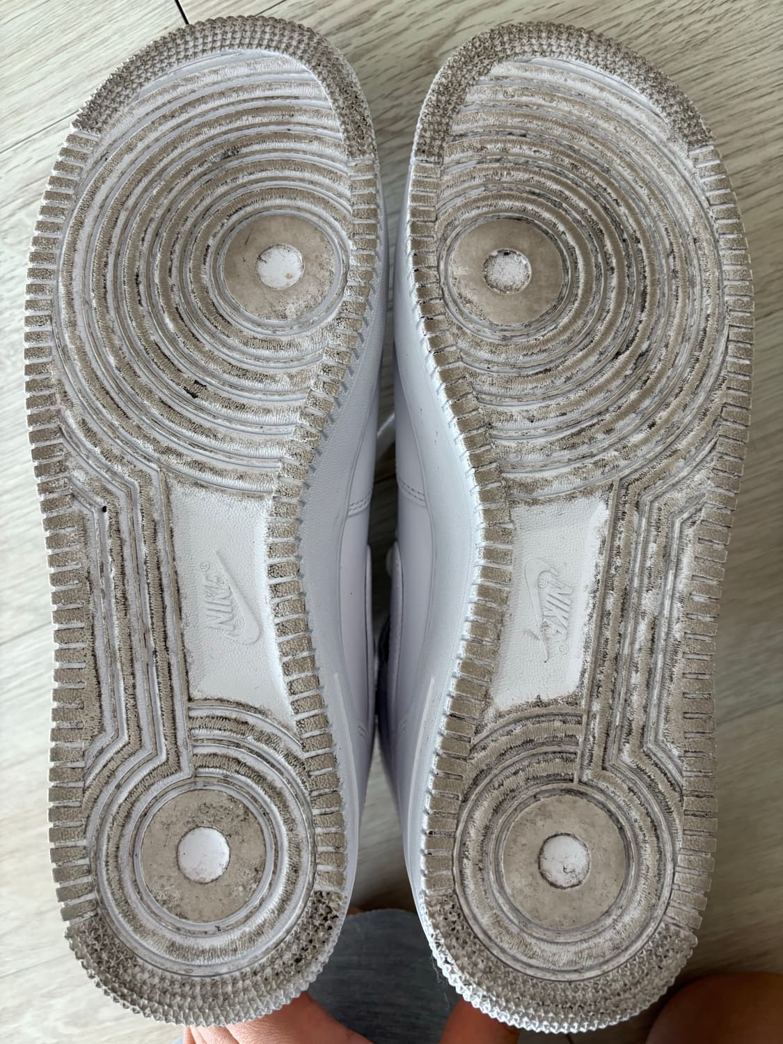 나이키 슈프림 에어포스1 미드 화이트 290 상품이미지5