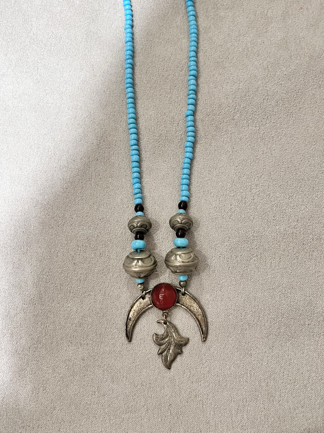 약간 주술적인 목걸이 상품이미지1