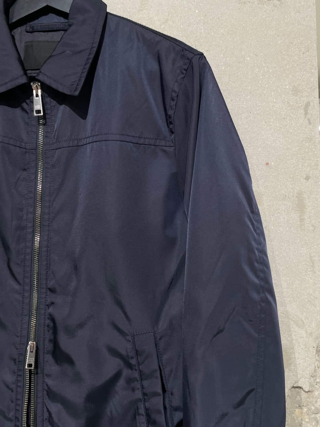 프라다 다크 네이비 투 웨이 집업 나일론 자켓 상품이미지3